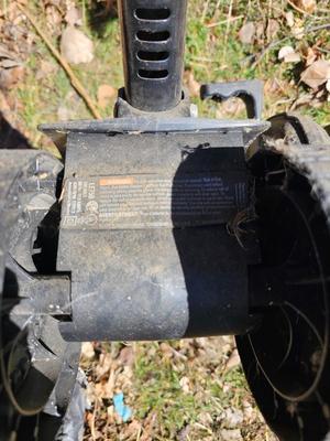Electric Black and Decker Grass / sidewalk Edger