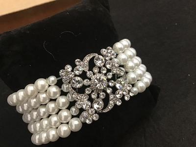 Beautiful Rhinestone Faux Pearl