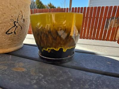 Two nice ceramic flowerpots - planters - pots and a stained-glass tray