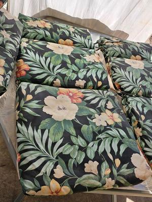 Six chair cushions - Patio chair cushions