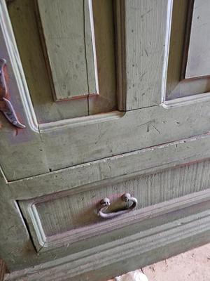 Armoire / Storage cabinet
