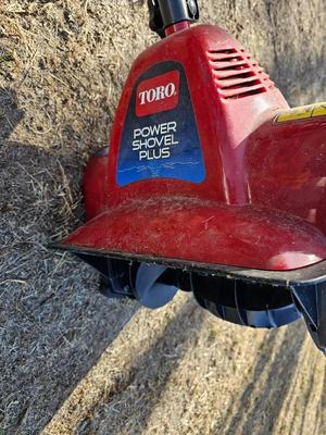 Electric Toro power shovel plus - snow and sweeper