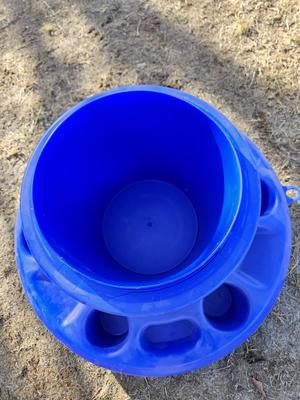 Cool float cooler / Drink holder