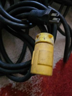 Heavy duty camper trailer extension cord