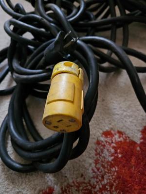 Heavy duty camper trailer extension cord