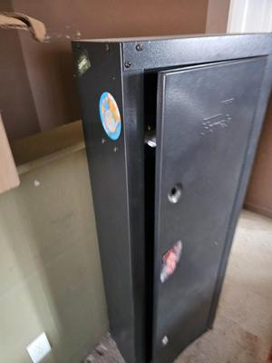 Gun safe with rifle case - Gun cabinet needs lock replaced. comes with contents