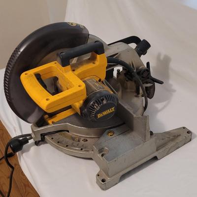 DeWalt Miter Saw (B2-EL)