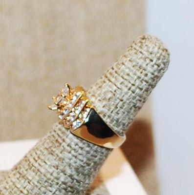 Size 6 Marked .925 Marquise Cut Main Stone with 6 Tiers of Quadruple Side Accent Stones on a Gold Band (5.0g)