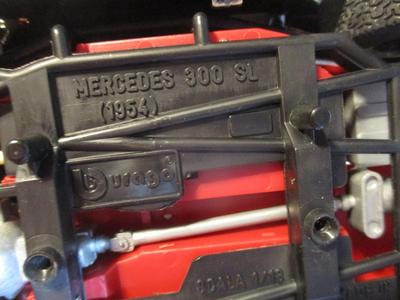 Bburago Scale 1/26 Mercedes Benz 300 1/24 Mercedes 1/18 Mercedes Benz 500 SL