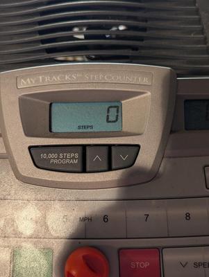My Tracks Stepcounter Image 15.0 R Space Saver