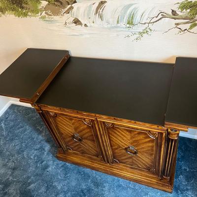 LOT 42D: J.B. Van Sciver/Stanley Furniture Flip-Top Sideboard / Buffet / Server/ Bar