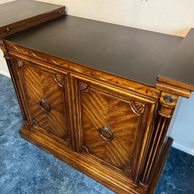 LOT 42D: J.B. Van Sciver/Stanley Furniture Flip-Top Sideboard / Buffet / Server/ Bar