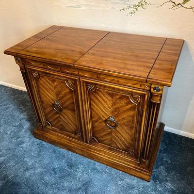 LOT 42D: J.B. Van Sciver/Stanley Furniture Flip-Top Sideboard / Buffet / Server/ Bar