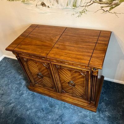 LOT 42D: J.B. Van Sciver/Stanley Furniture Flip-Top Sideboard / Buffet / Server/ Bar