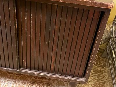 LOT 51W: Vintage Mid-Century Record Cabinet