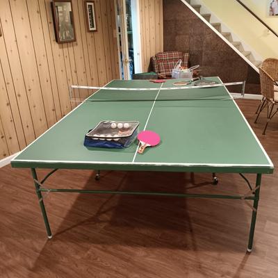 LOT 81B: 5' x 9' Ping Pong Table with Accessories