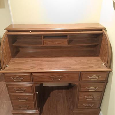 LOT 84B: Beautiful Athens Furniture Roll Top Desk