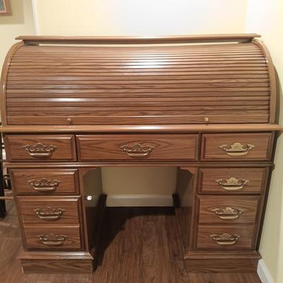 LOT 84B: Beautiful Athens Furniture Roll Top Desk