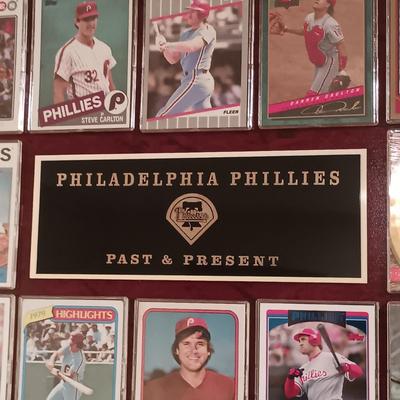 LOT 91B: Set of (12) 'Philadelphia Phillies Past & Present' Baseball Cards Plaque