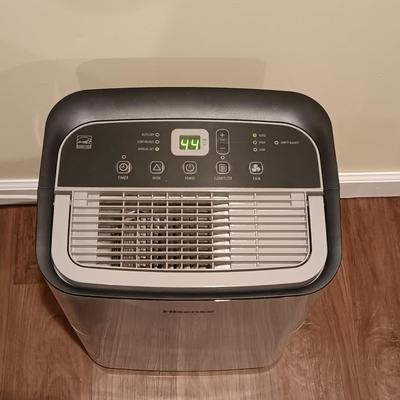 LOT 94B: Hisense DH5019K1G 50-Pint 2-Speed Dehumidifier