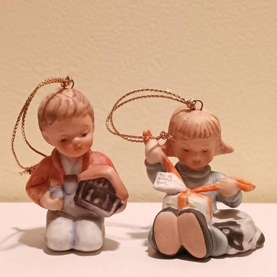 LOT 96B: Goebel Hummel 1997 Set of (6) Christmas Ornaments