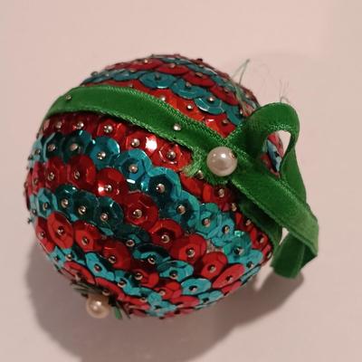LOT 99B: Set of (12) Vintage Handmade Bead Ornaments