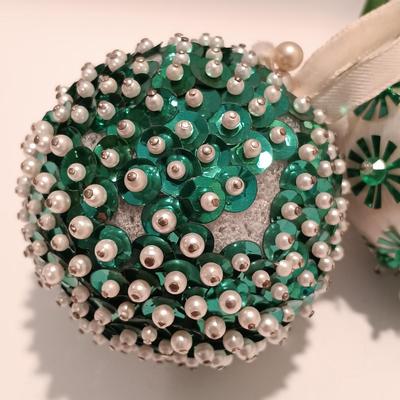 LOT 99B: Set of (12) Vintage Handmade Bead Ornaments