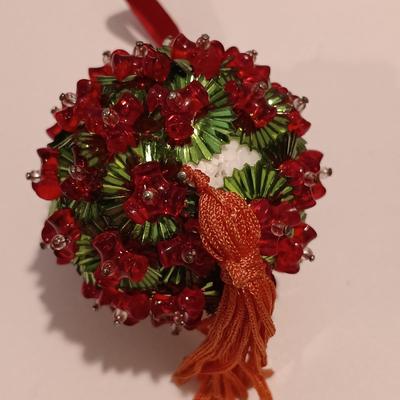LOT 100B: Set of (10) Vintage Handmade Bead Ornaments