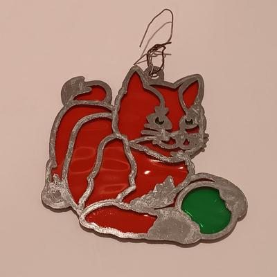 LOT 107B: Vintage Fiber Optic Christmas Village, Mickey and Minnie Ski Pendulum, Stained Glass Decor & Cat Ornaments