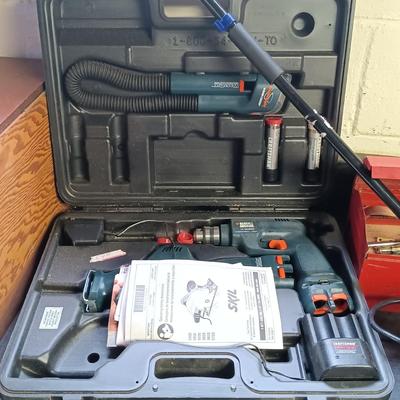 LOT 109B: SkilSaw 5400 Circular Saw, Bench Vise, Black & Decker VersaPak Set & More