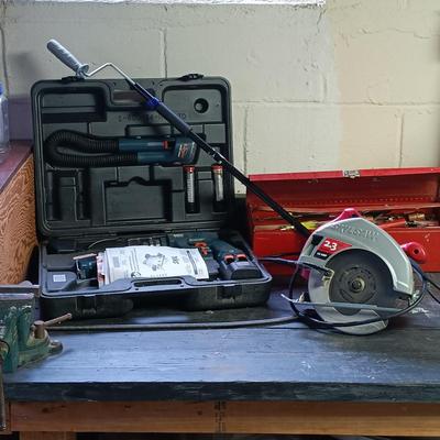 LOT 109B: SkilSaw 5400 Circular Saw, Bench Vise, Black & Decker VersaPak Set & More