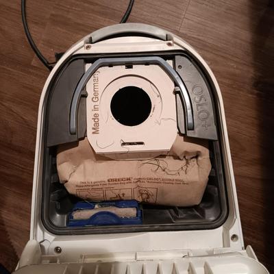 LOT 110B: Oreck DTX1300 DutchTech Canister Vacuum with Bags