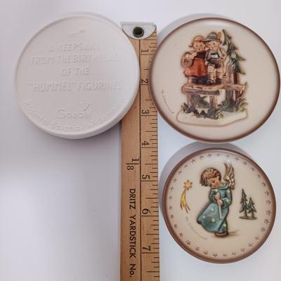 LOT 113L: Hummel Goebel Miniature Plates, Sugarfrosted Candle Holders & Set of (2) Collector's Club Keepsakes