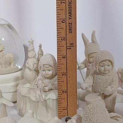 LOT 123L: Set of (8) Snowbabies- 'Don't Get Lost', 'I'll Teach You a Trick' & More