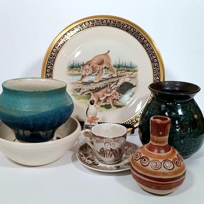 LOT 124L: Lenox Boehm Bobcats Plate, MCM Flower Frog, Handthrown Bermuda Pottery Vase & More