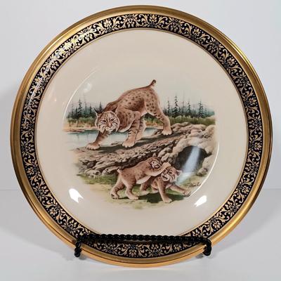 LOT 124L: Lenox Boehm Bobcats Plate, MCM Flower Frog, Handthrown Bermuda Pottery Vase & More