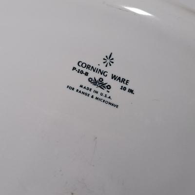 LOT 126L: Pyrex Early American Covered Casserole Dish, Corningware Cornflower Blue Casserole Dishes & More
