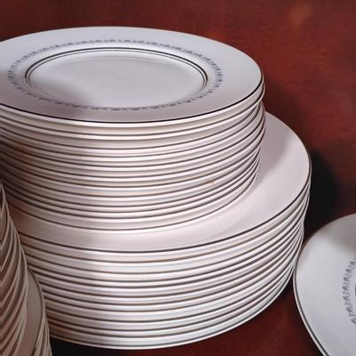LOT 130L: Royal Doulton England 'Tiara' Bone China Set