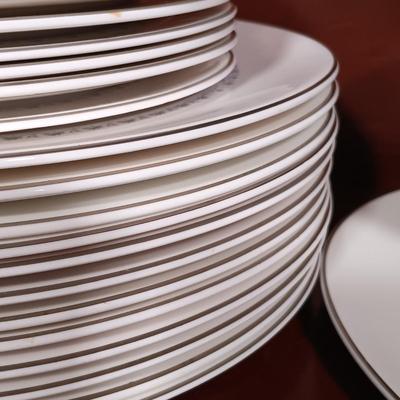 LOT 130L: Royal Doulton England 'Tiara' Bone China Set