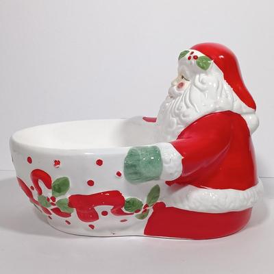 LOT 131L: Vintage World Bazaar Ceramic Santa Bowl with (3) Jasco Candle Holders
