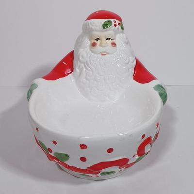 LOT 131L: Vintage World Bazaar Ceramic Santa Bowl with (3) Jasco Candle Holders