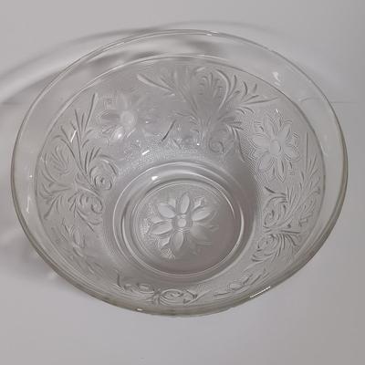LOT 133L: Vintage Sandwich Glass Punch Bowl & Cups