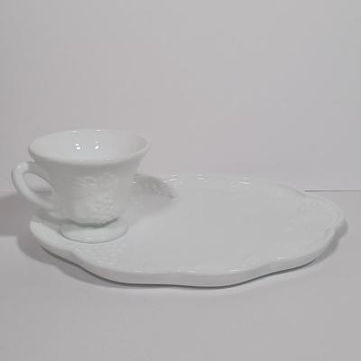 LOT 134L: MCM Indiana Colony Milk Glass Grape Patterned Snack / Luncheon Sets