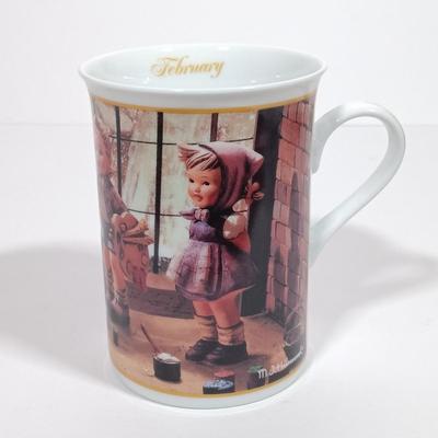 LOT 135L: The Danbury Mint Hummel Porcelain Calendar Mugs