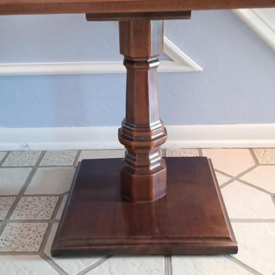 LOT 136L: Pair of Vintage Wooden End Tables