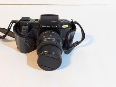 Pentax SFXn Camera & Lens