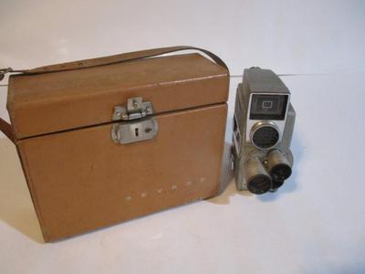 Revere Eye Matic Magazine Eight Cine Camera With 3 Lenses