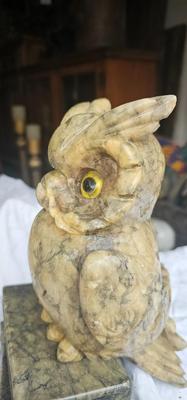 Vintage Italian Alabaster Wise Owl Sculpture Very Heavy Owl, made in Italy