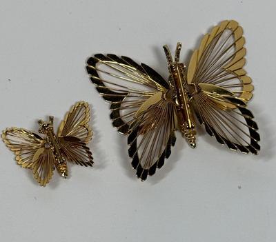 Butterflies Butterfly large and small Monet Pin Brooch Set Gold Tone
