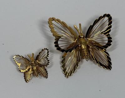Butterflies Butterfly large and small Monet Pin Brooch Set Gold Tone